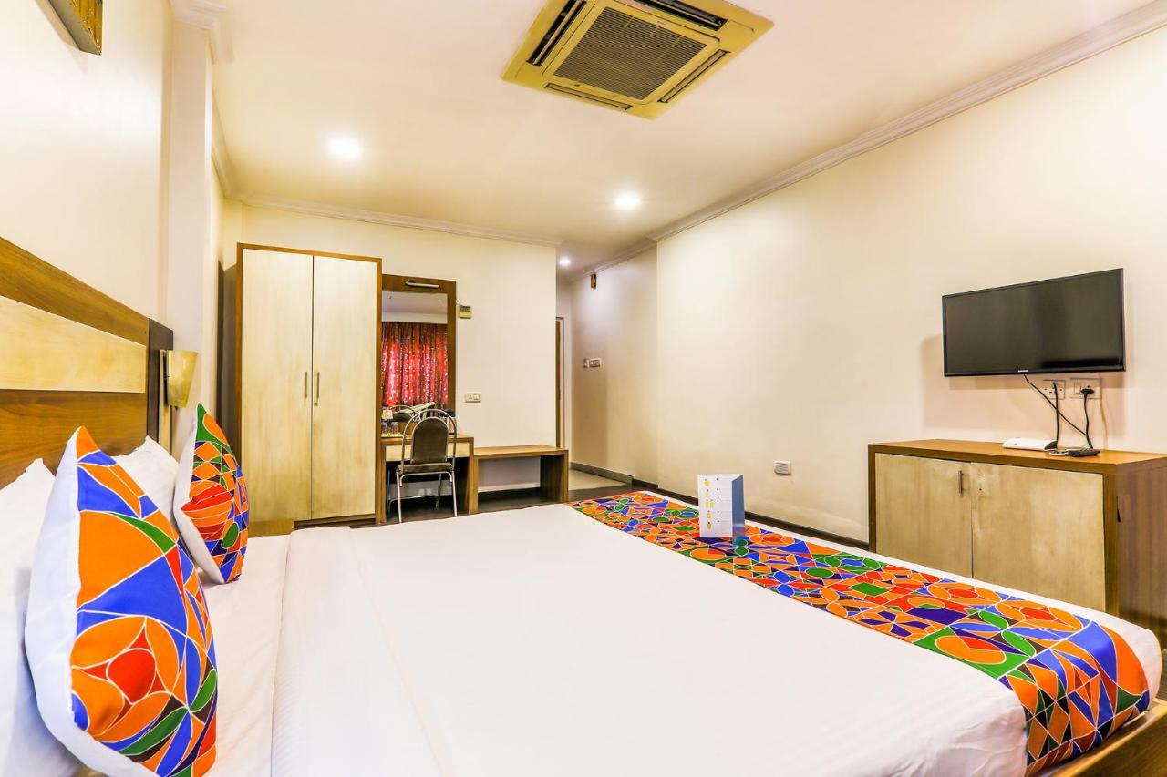 Fabhotel Royal Star Chennai Exterior foto